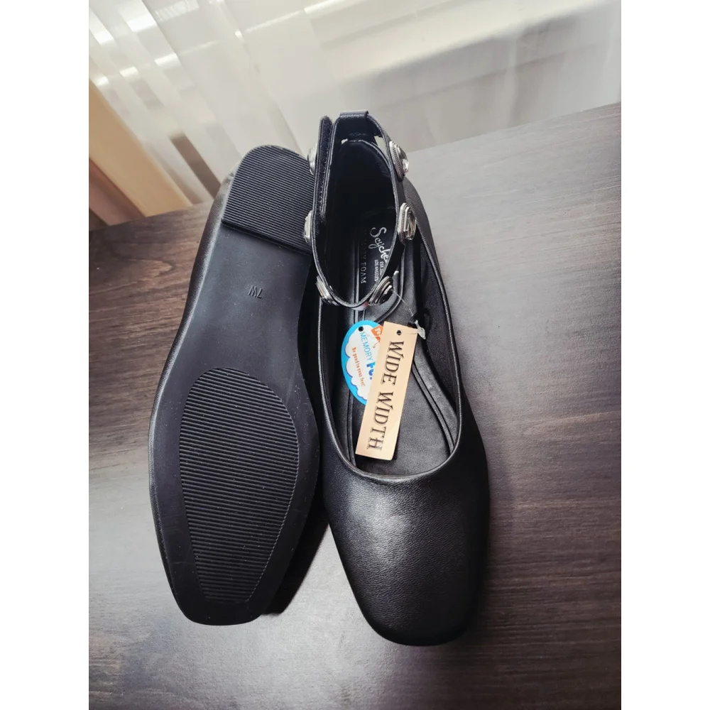 Seychelles Women Embellished Ballet Flats Moccasins - 7 WIDE - BLACK